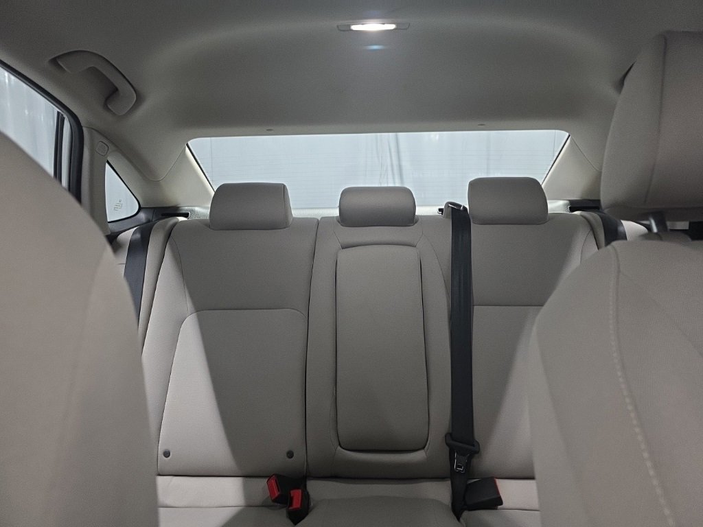 Used 2023 Honda Civic EX image 17