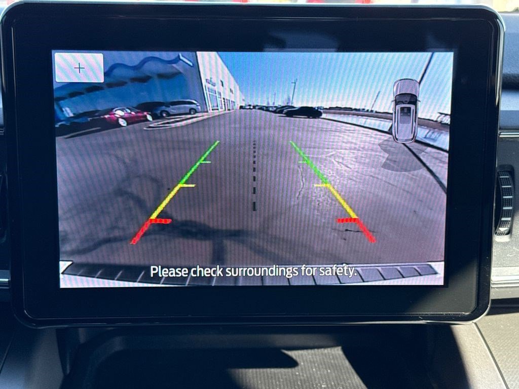 Used 2023 Ford Explorer XLT w/ Equipment Group 202A image 33