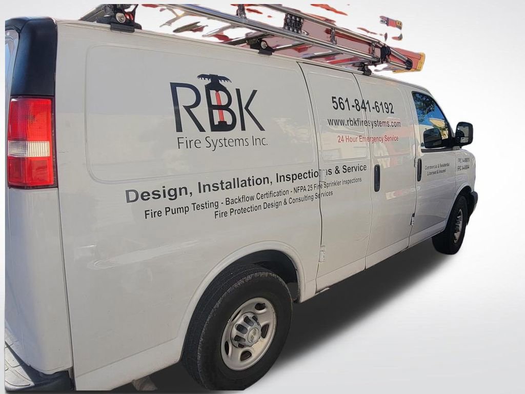 Used 2020 Chevrolet Express 2500 w/ Driver Convenience Package RWD image 3