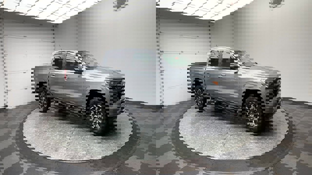 Certified 2023 Chevrolet Colorado Z71 w/ Z71 Convenience Package 2 image 43