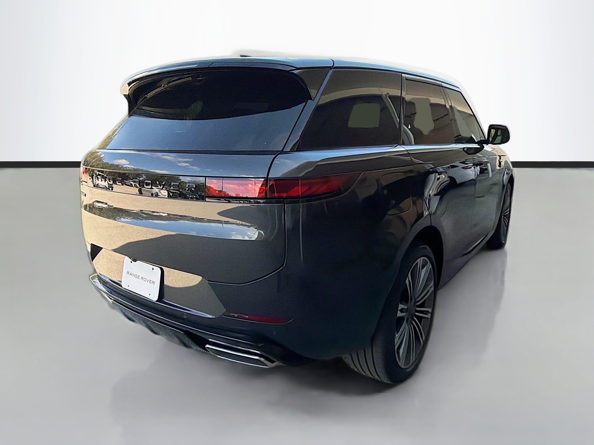 Used 2026 Land Rover Range Rover Sport Dynamic SE AWD/4WD image 5