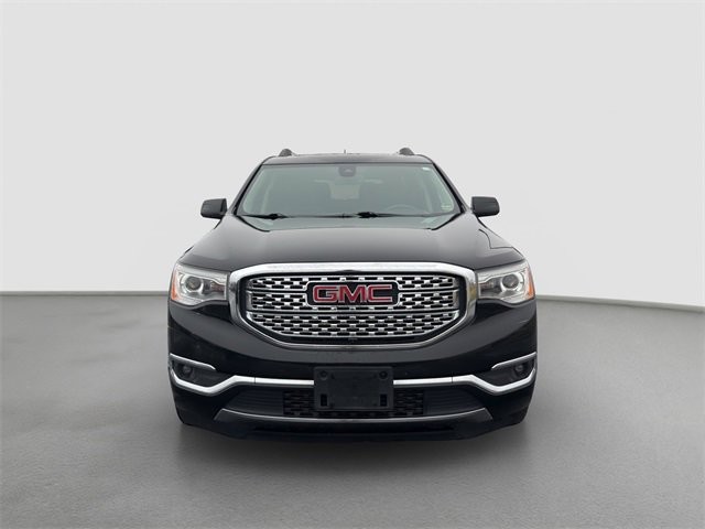 Used 2017 GMC Acadia Denali w/ Technology Package image 2
