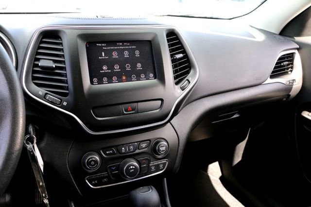 Used 2020 Jeep Cherokee Latitude image 13