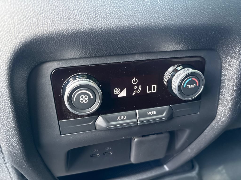 Used 2026 Buick Enclave Sport Touring FWD image 44