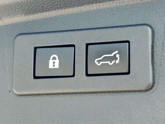 Used 2022 Subaru Outback Limited image 32