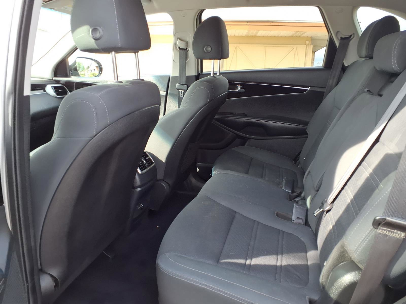 Used 2020 Kia Sorento L image 23