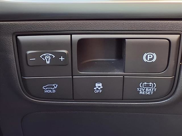 New 2026 Hyundai Tucson Limited image 24