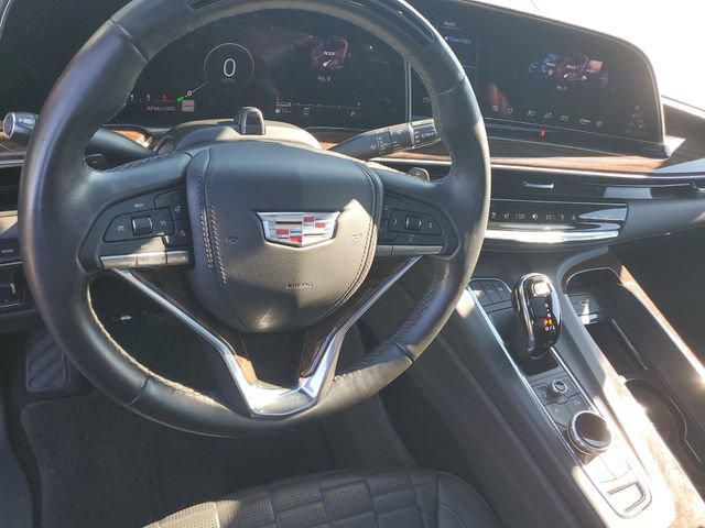 Certified 2022 Cadillac Escalade Premium Luxury Platinum AWD/4WD image 17
