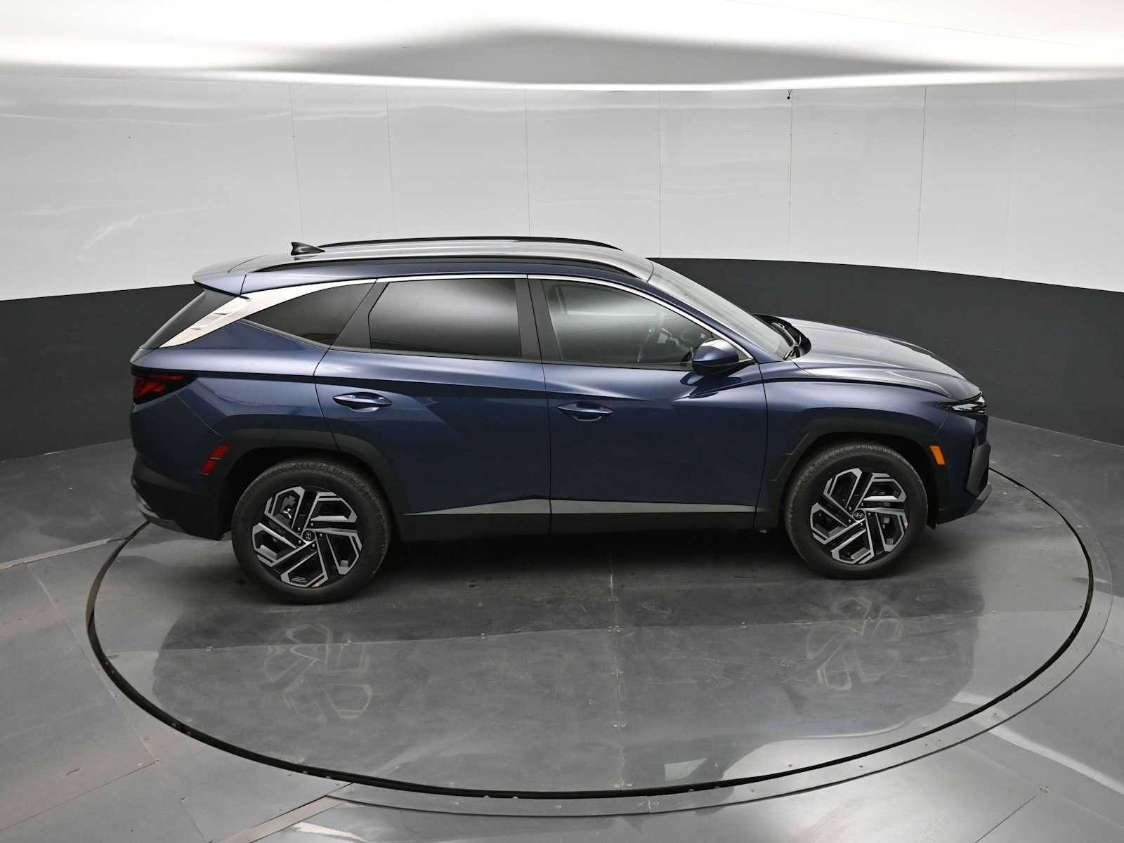 New 2026 Hyundai Tucson SEL Plus w/ Tow & Go Package AWD/4WD image 31
