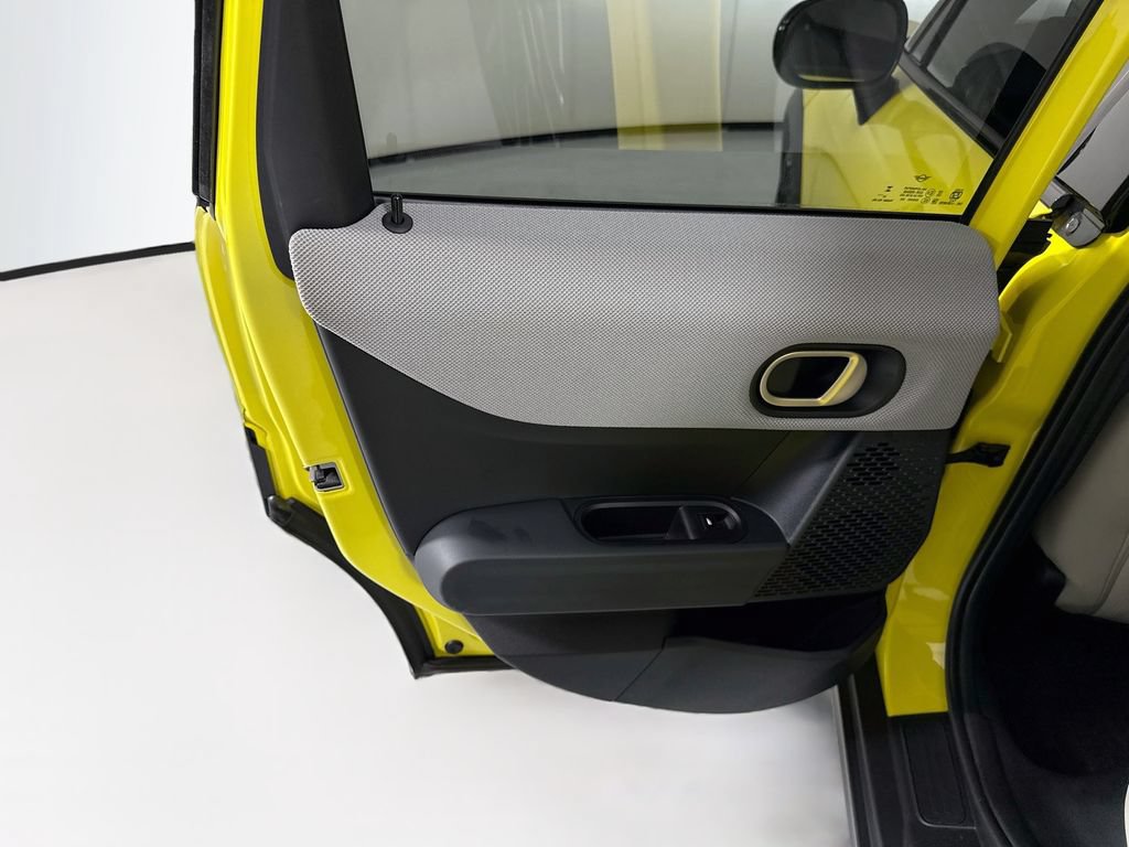 Used 2025 MINI Cooper S FWD image 26