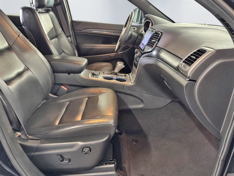 Used 2019 Jeep Grand Cherokee Limited AWD/4WD image 27