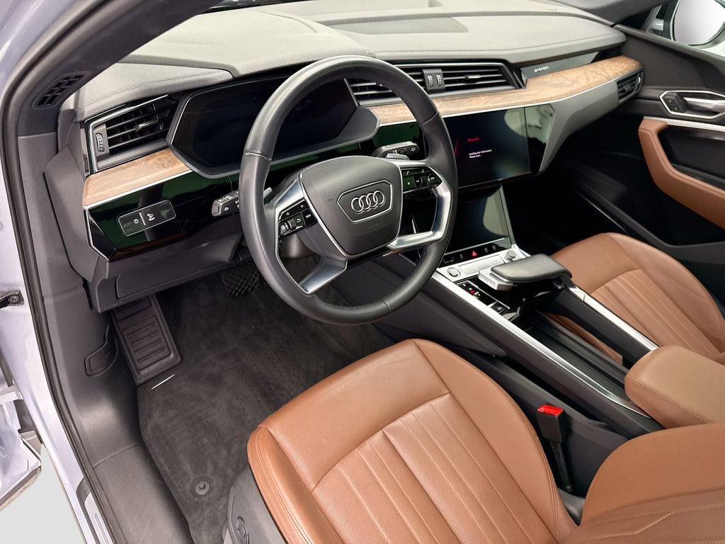 Certified 2023 Audi e-tron Premium Plus w/ Premium Plus Package AWD/4WD image 9