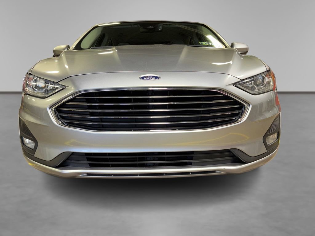 Used 2020 Ford Fusion SE w/ Equipment Group 151A image 13