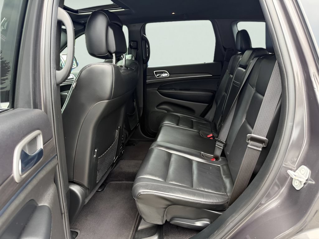 Used 2018 Jeep Grand Cherokee Limited AWD/4WD image 23