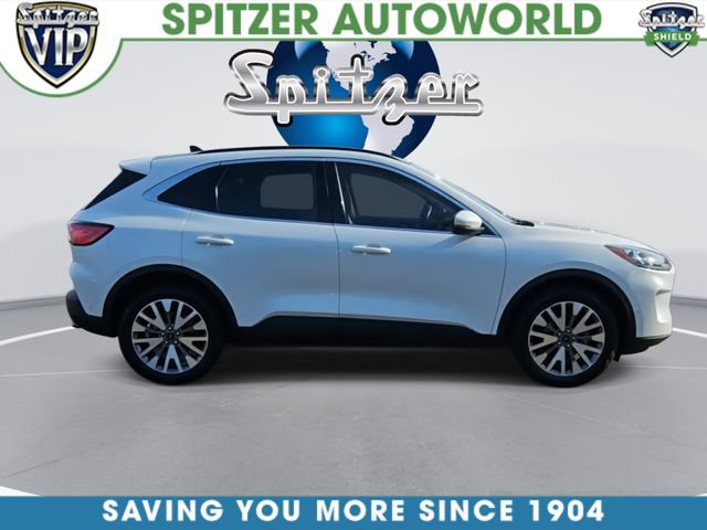 Used 2020 Ford Escape Titanium image 9