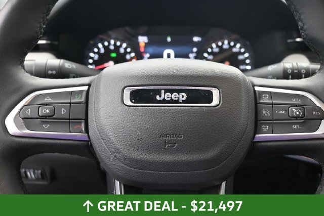 Used 2025 Jeep Compass Limited AWD/4WD image 32