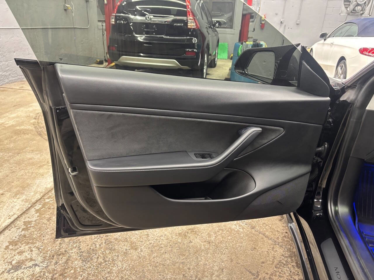 Used 2021 Tesla Model 3 Performance image 16