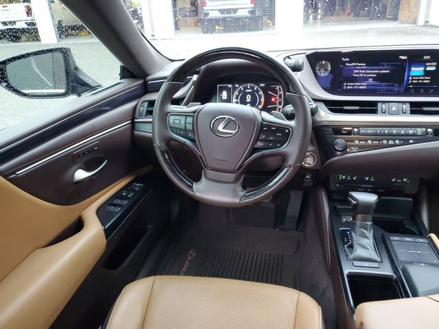Used 2020 Lexus ES 350 w/ Premium Package FWD image 12
