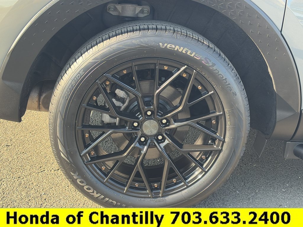 Used 2024 Hyundai Santa Cruz Night AWD/4WD image 29