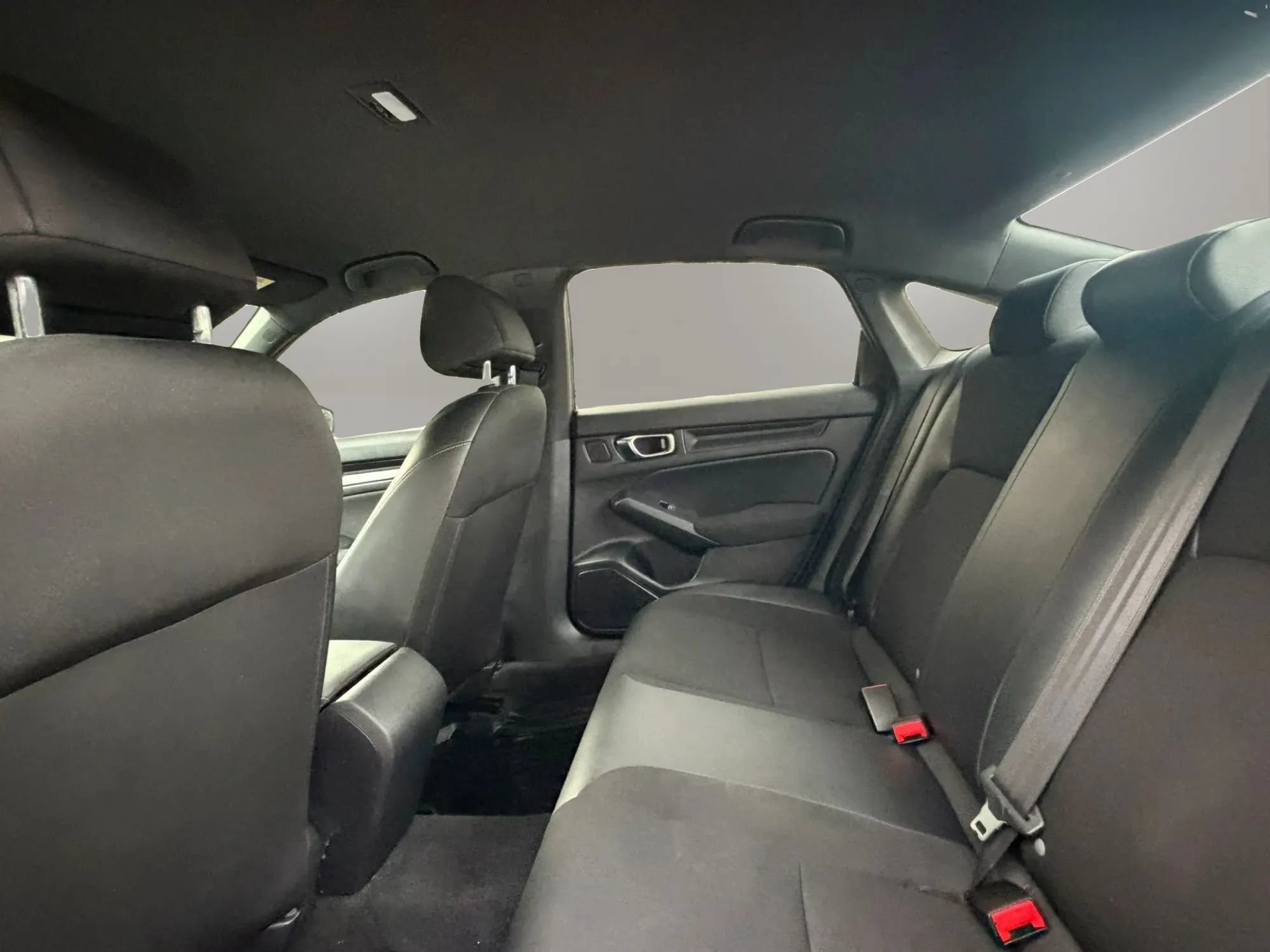 Used 2023 Honda Civic Sport image 15