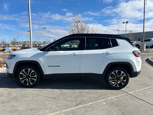 Used 2023 Jeep Compass Limited image 4