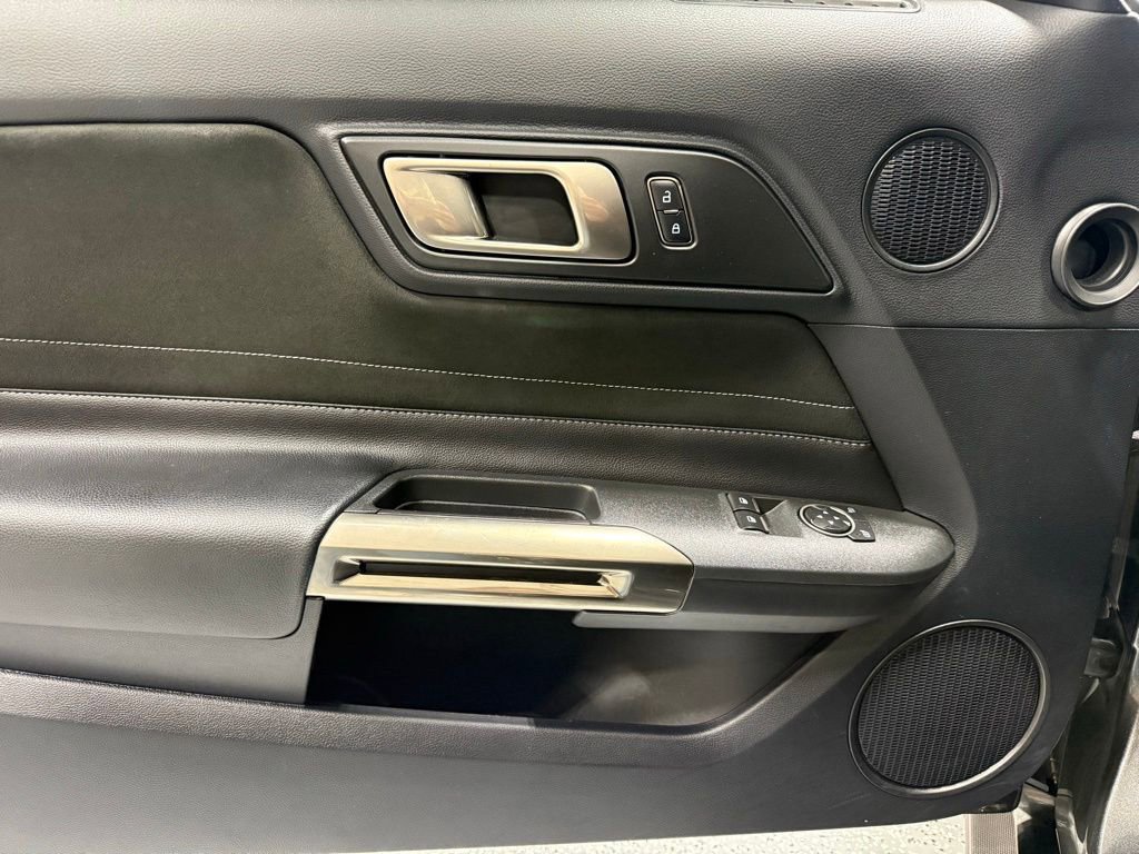 Used 2017 Ford Mustang Shelby GT350 image 13