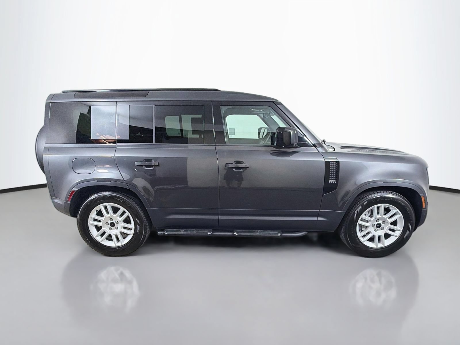 Used 2026 Land Rover Defender 110 S AWD/4WD image 6
