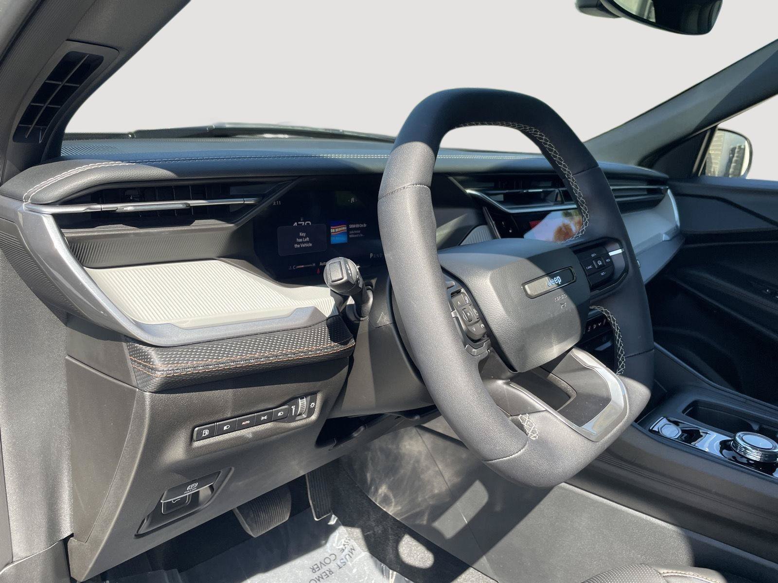 Used 2026 Jeep Cherokee Limited AWD/4WD image 26
