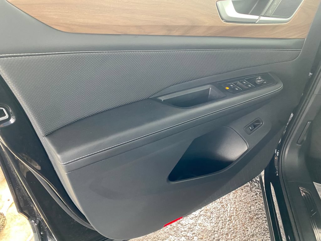 New 2026 Volkswagen Atlas SE FWD image 13