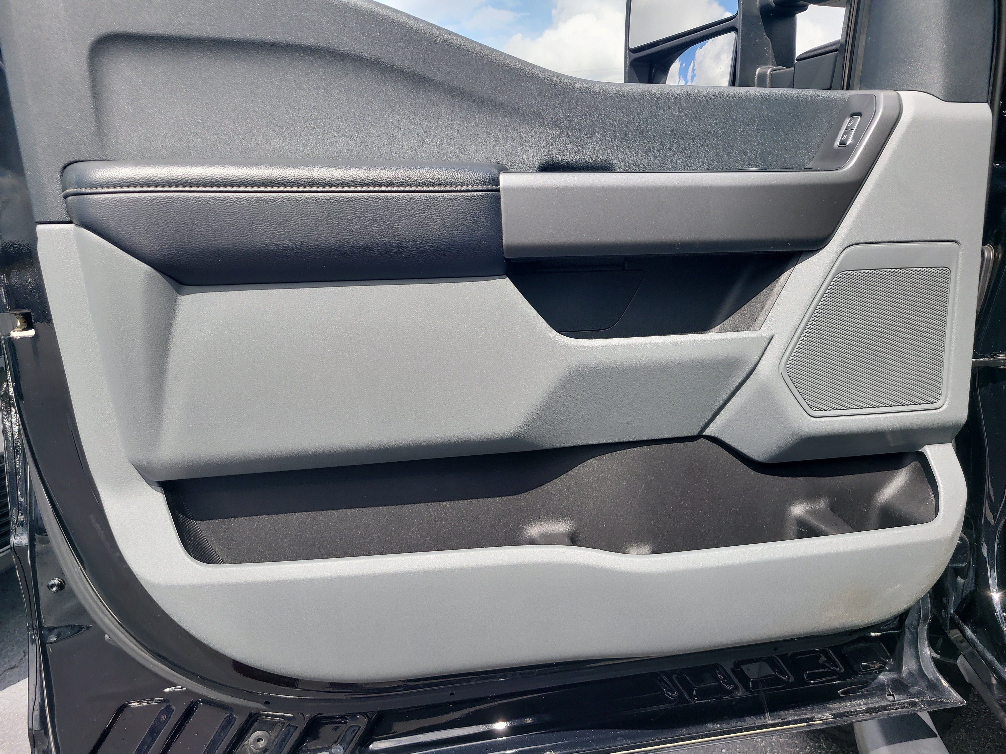 Used 2025 Ford F250 XLT w/ 360-Degree Camera Package AWD/4WD image 15