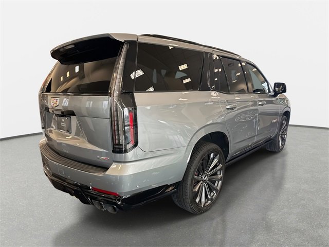 Used 2025 Cadillac Escalade V image 7
