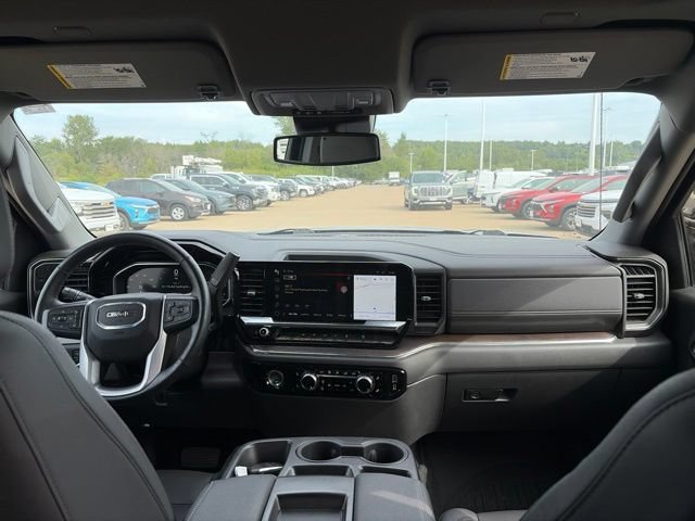 Used 2023 GMC Sierra 1500 SLT AWD/4WD image 22