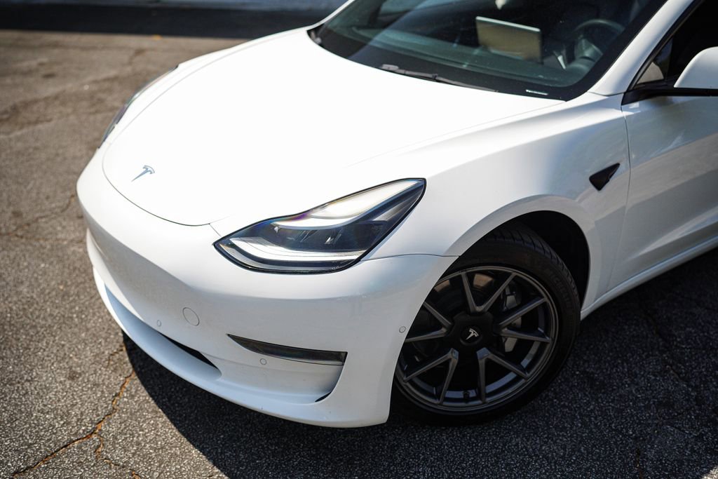 Used 2021 Tesla Model 3 Standard Range Plus RWD image 2