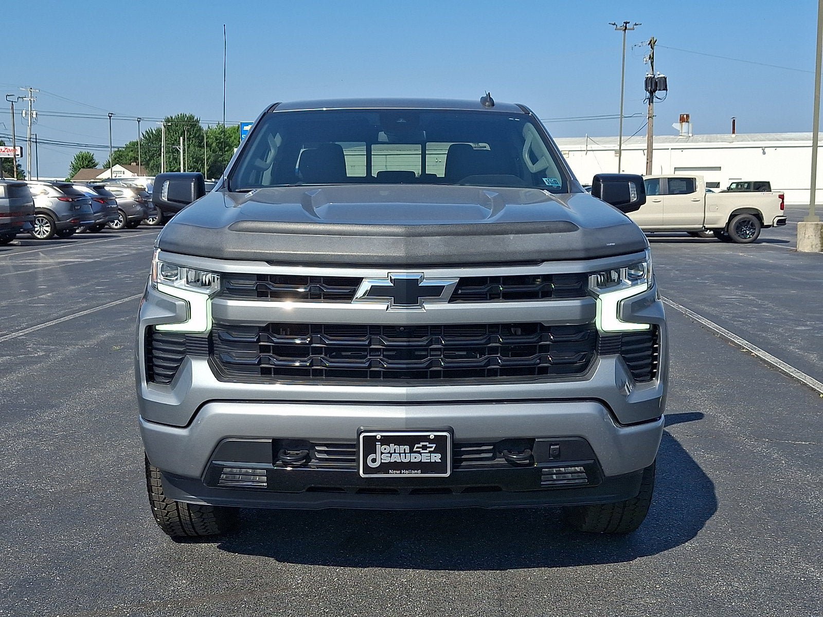Used 2023 Chevrolet Silverado 1500 RST AWD/4WD image 2
