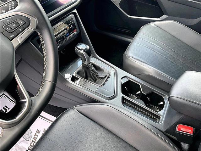 Used 2022 Volkswagen Tiguan SE FWD image 15