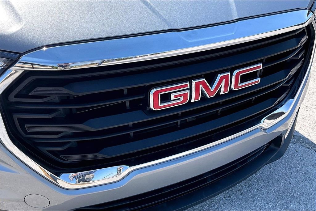 Used 2024 GMC Terrain SLE AWD/4WD image 30
