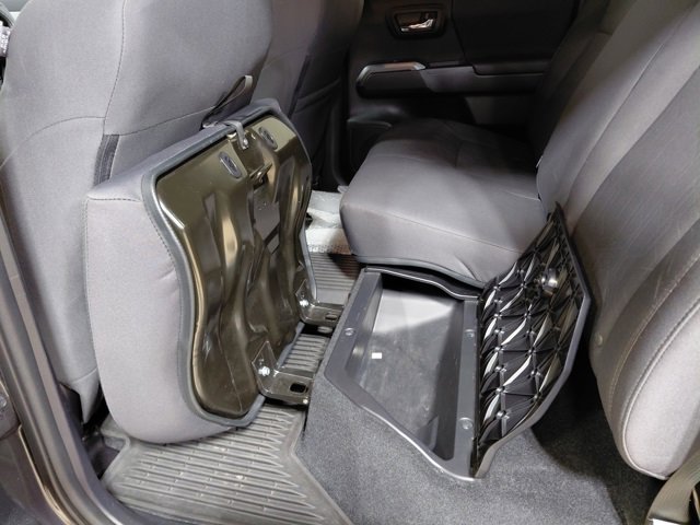 Used 2019 Toyota Tacoma TRD Off-Road image 37