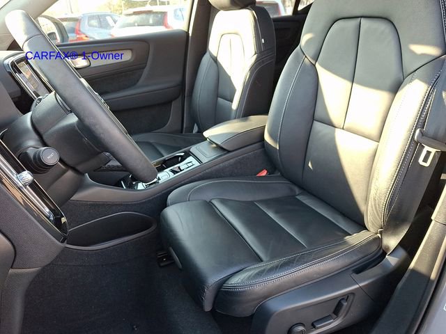 Certified 2023 Volvo XC40 B5 Plus w/ Driver Assist Package image 15