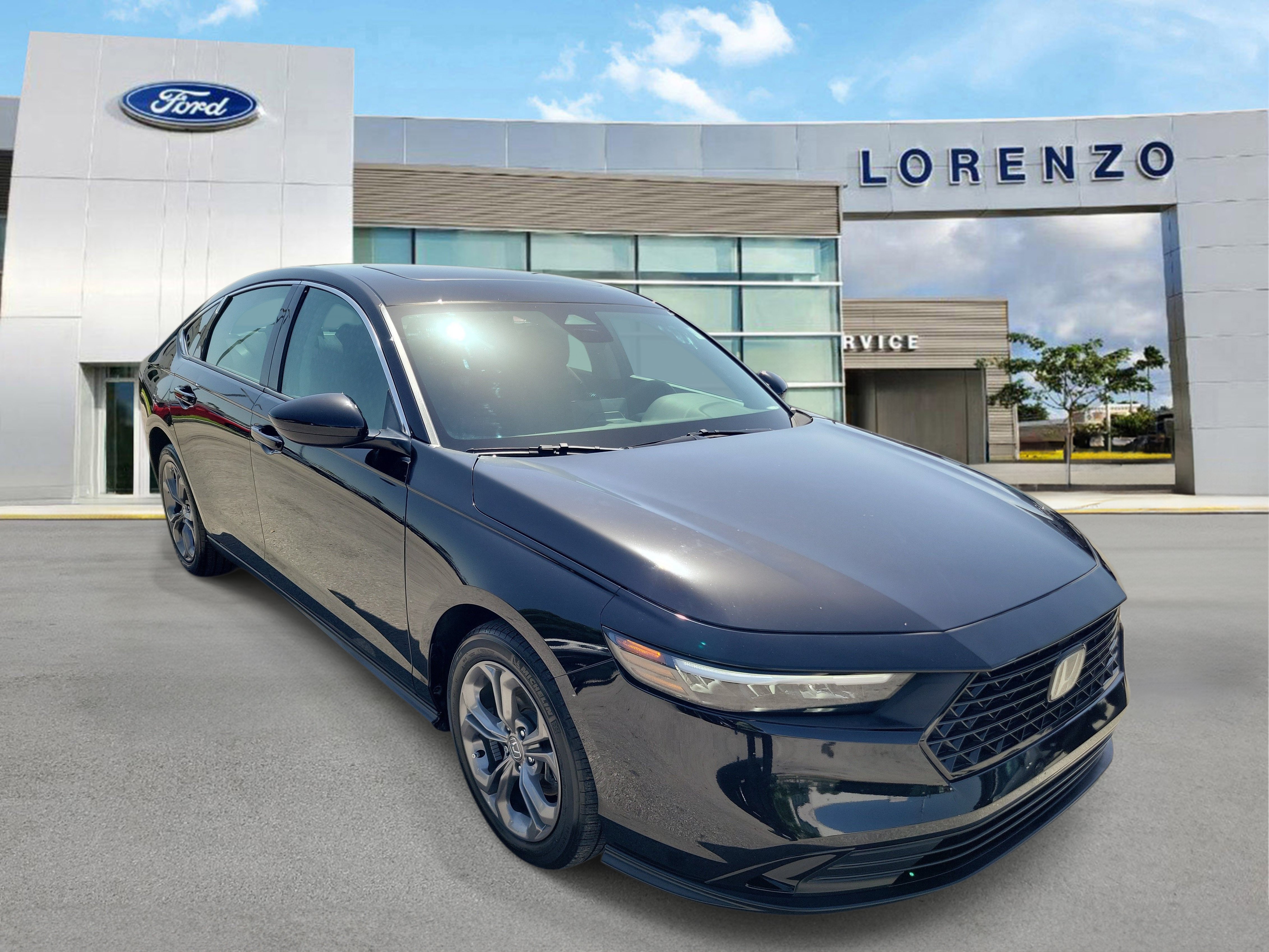 Used 2024 Honda Accord EX image 3