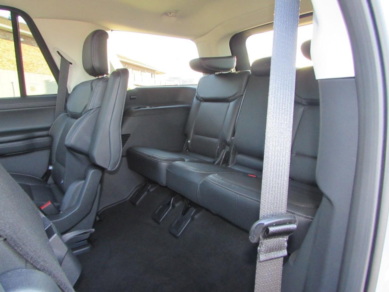 New 2026 Ford Expedition Platinum image 30