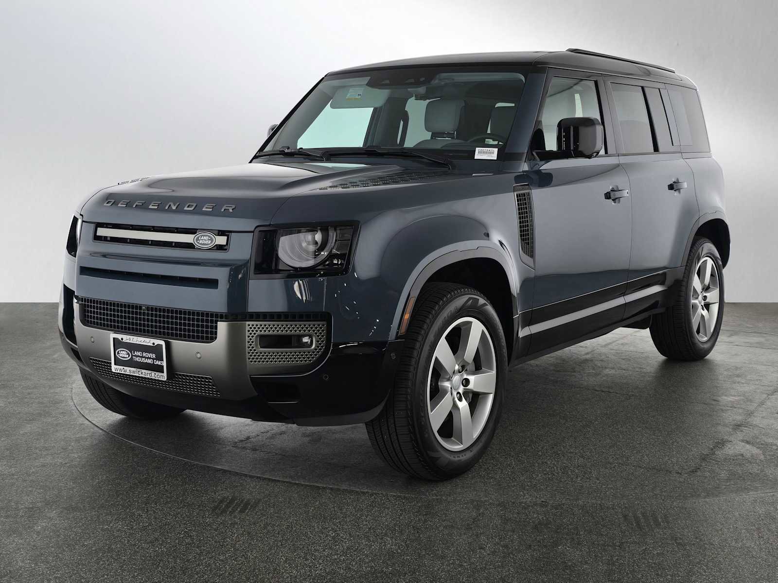Used 2025 Land Rover Defender 110 X-Dynamic SE