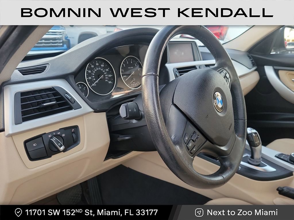 Used 2018 BMW 320i xDrive Sedan image 6