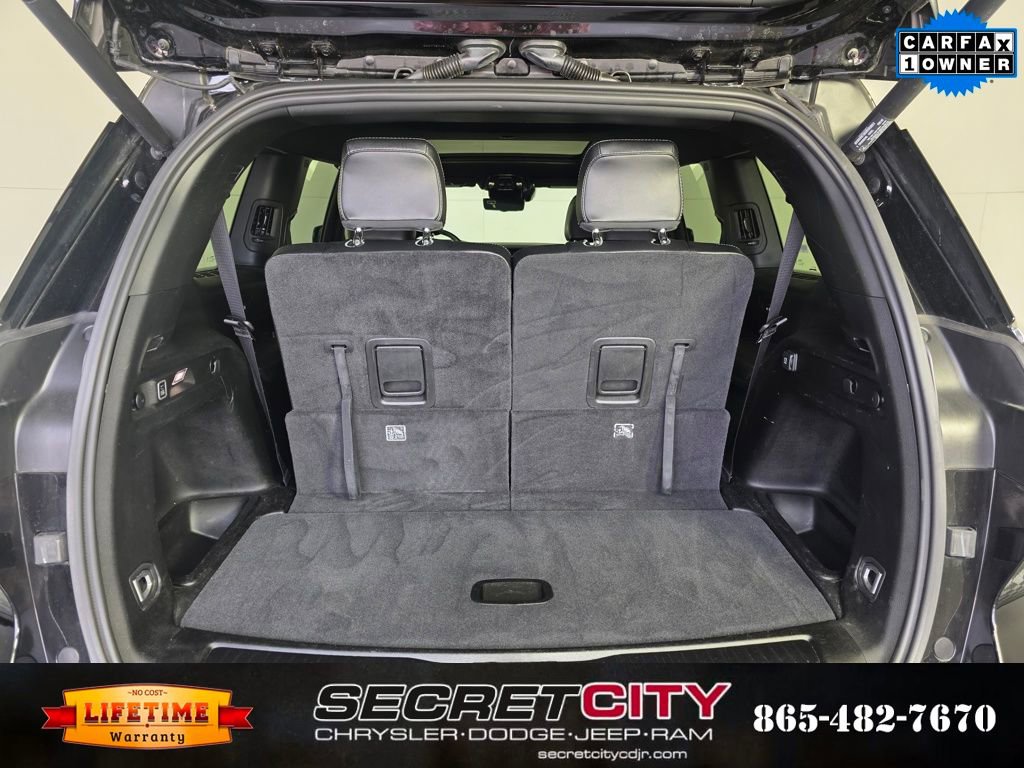 Used 2024 Jeep Grand Cherokee L Limited w/ Luxury Tech Group II image 30