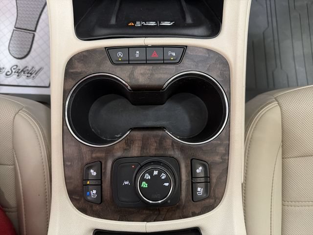 Used 2021 GMC Acadia Denali w/ Denali Ultimate Package AWD/4WD image 21