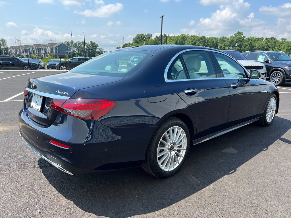 Used 2023 Mercedes-Benz E 350 4MATIC Sedan image 8