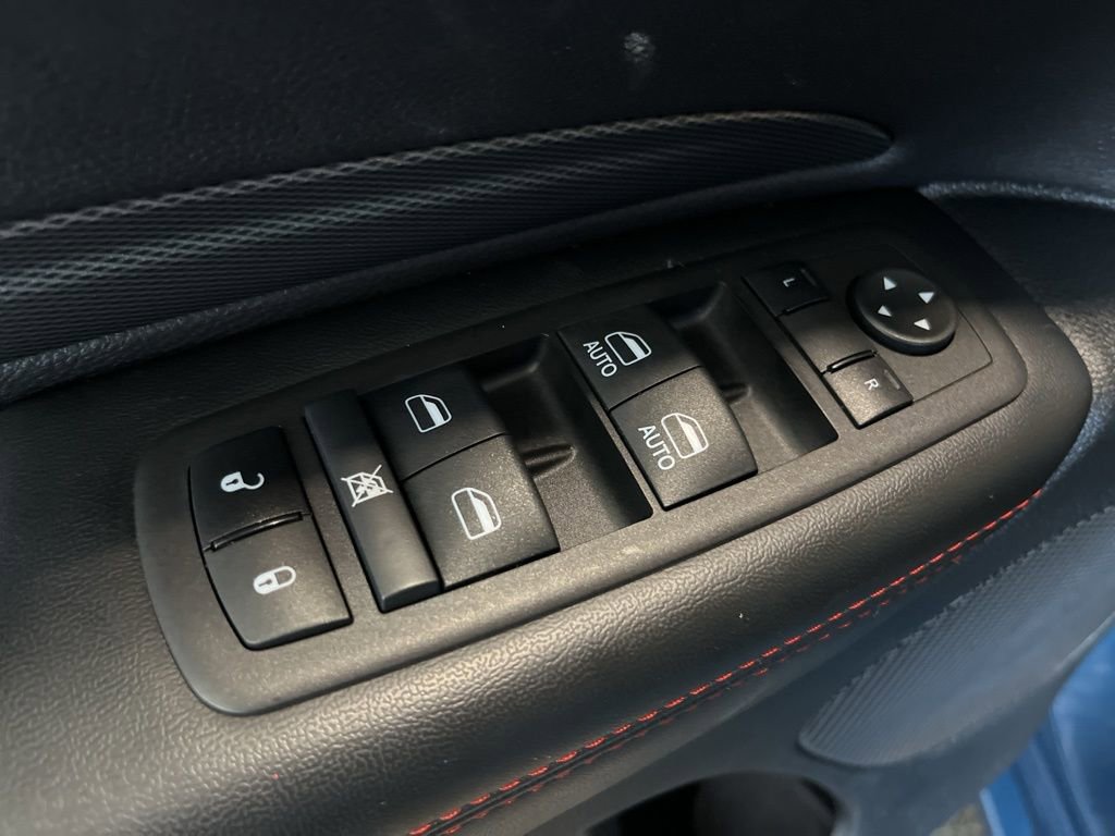 Used 2024 Dodge Durango R/T w/ Trailer Tow Group IV AWD/4WD image 4