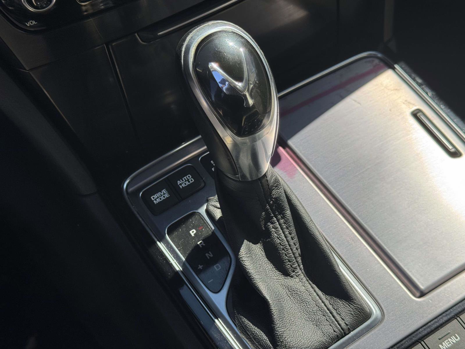 Used 2014 Hyundai Equus Signature RWD image 28