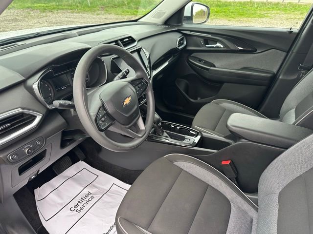 Used 2023 Chevrolet TrailBlazer LT w/ Convenience Package AWD/4WD image 38