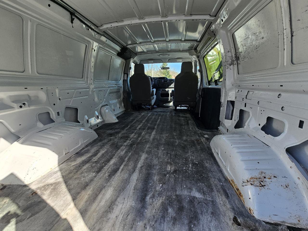 Used 2012 Ford E-250 and Econoline 250 w/ PWR Group RWD image 17