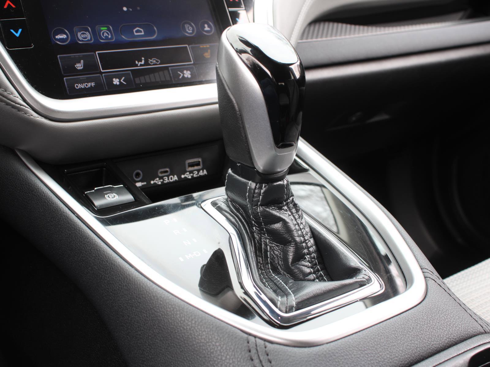 Used 2023 Subaru Outback Premium AWD/4WD image 15